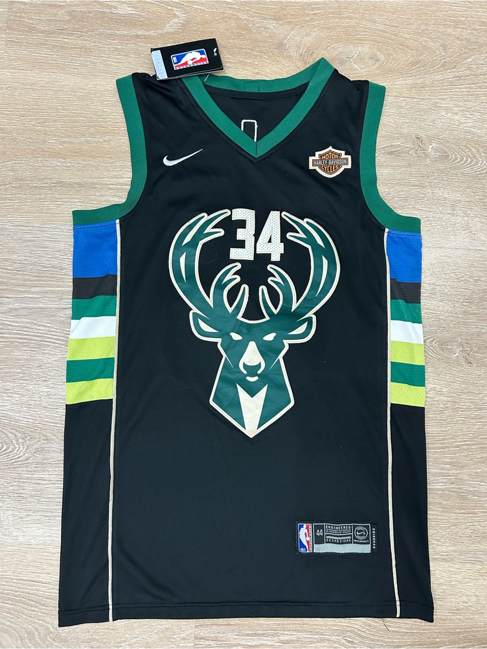 Nike Swingman - Giannis Antetokounmpo Milwaukee Bucks #34 Jersey - Men's M (44)